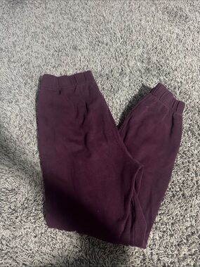Hollister Ultra High-Rise Jogger in Plum